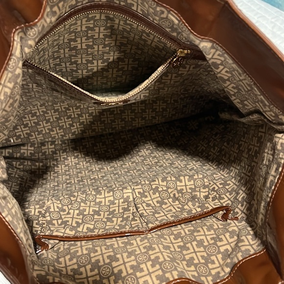 Tory Burch Bome T-Tote - Picture 13 of 14